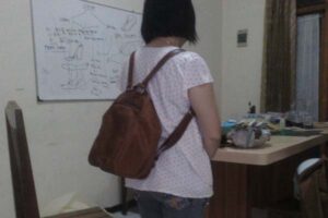 tas ransel wanita kulit 