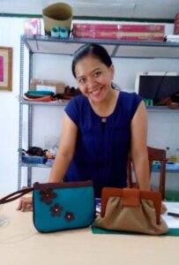 kursus membuat aneka clutch